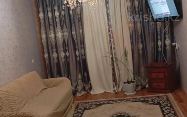2-комнатная квартира · 45 м² · 3/5 этаж, 6 мкр (Талас) 25 за 6 000 ₸ в Таразе — фото 2