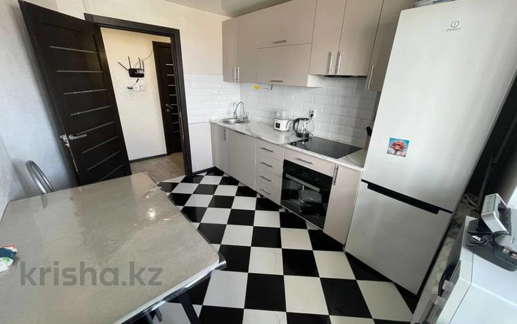 3-комнатная квартира · 76.2 м² · 7/13 этаж, 7-й Микрорайон 13 за 31.9 млн ₸ в Костанайской обл. — фото 2