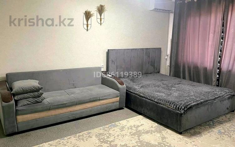 1-комнатная квартира · 36 м² · 5/5 этаж, 1 микрорайон 33 за 10 000 ₸ в Балхаше — фото 32