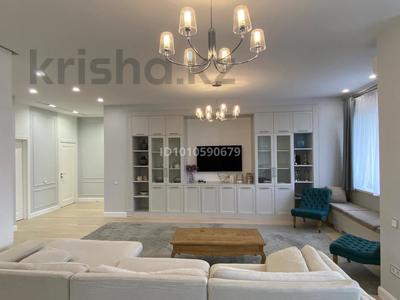 4-комнатная квартира · 160 м² · 4/5 этаж, Кабанбай батыра 34/1 за 1.2 млн 〒 в Астане, Есильский р-н