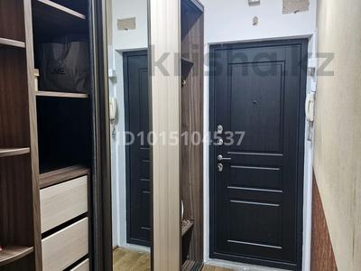 2-бөлмелі пәтер · 56 м² · 2/9 қабат, Ақсай-4 ш/а. 39 — По Момышулы между Жубанова и Улугбека, бағасы: 300 000 ₸ в Алматы, Ауэзовский р-н