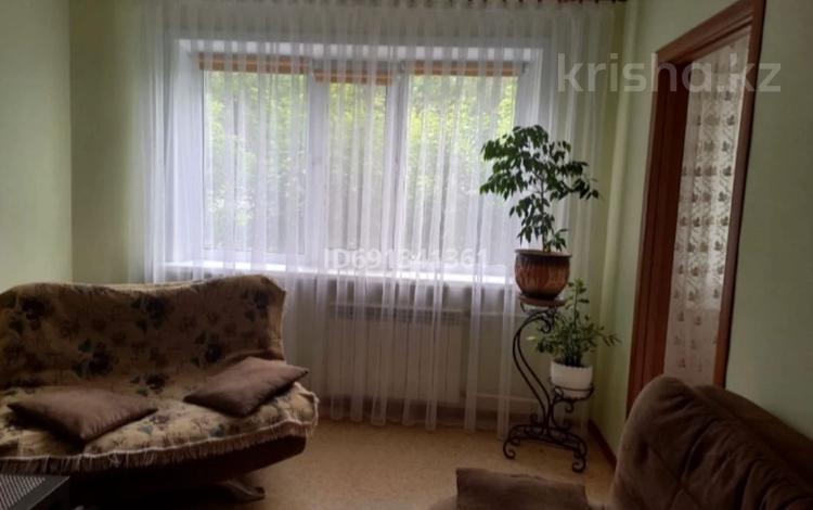 3-бөлмелі пәтер · 61.9 м² · 1/5 қабат, Пр.Абая 89а — Во дворе детского мира, бағасы: 9.5 млн ₸ в Шахтинске — фото 2