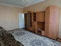 3-комнатная квартира, 65 м², 6/9 этаж помесячно, мкр Аксай-4 42 за 250 000 〒 в Алматы, Ауэзовский р-н — фото 3