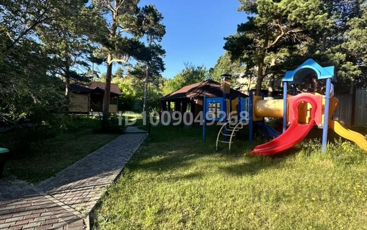 Жеке үй · 6 бөлме · 220 м², Абая 26 Б — Скорая помощь, бағасы: 180 000 ₸ в Бурабае — фото 33