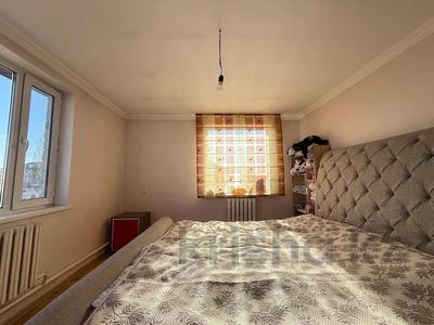 Жеке үй · 6 бөлме · 210 м² · 10 сот., ул. Науырызбай батыр 9, бағасы: 85 млн 〒 в Астане, Нура р-н