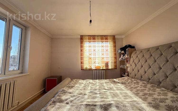 Жеке үй · 6 бөлме · 210 м² · 10 сот., ул. Науырызбай батыр 9, бағасы: 85 млн 〒 в Астане, Нура р-н — фото 2