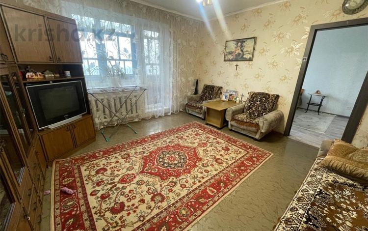4-комнатная квартира · 80 м² · 10/10 этаж, Майкудук, мкр Голубые пруды за 24.5 млн ₸ в Караганде, Алихана Бокейханова р-н — фото 2
