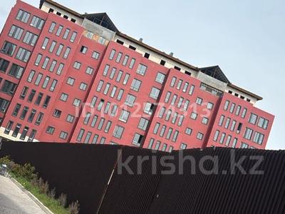 2-комнатная квартира · 74.4 м² · 4/7 этаж, мкр Нурсат 74/5 — Напротив акимата за 27.7 млн ₸ в Шымкенте, Каратауский р-н