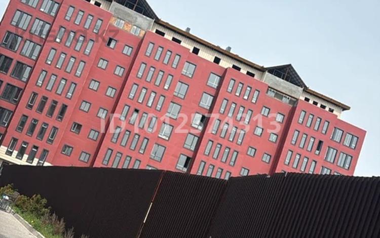 2-комнатная квартира · 74.4 м² · 4/7 этаж, мкр Нурсат 74/5 — Напротив акимата за 27.7 млн ₸ в Шымкенте, Каратауский р-н — фото 2