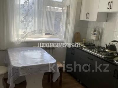 2-бөлмелі пәтер · 40 м² · 4/4 қабат, Төле би 73, бағасы: 13 млн ₸ в Таразе