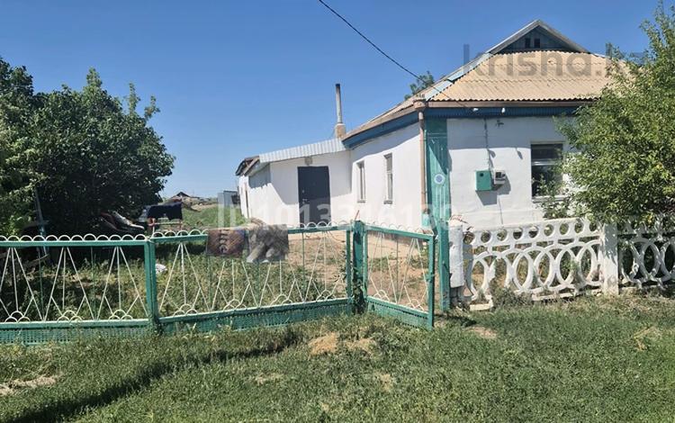 Отдельный дом · 3 комнаты · 80 м², Бейбітшілік 56 за 15 млн ₸ в Рахымжана кошкарбаевой — фото 2