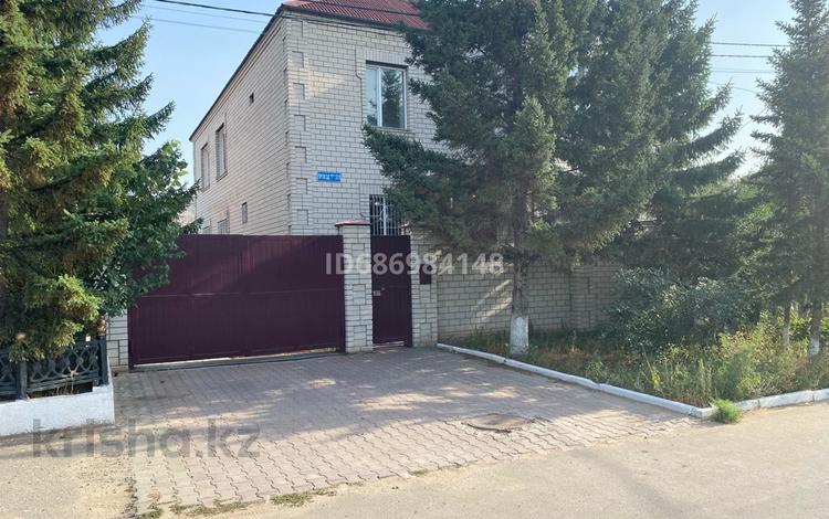 Жеке үй · 10 бөлме · 600 м², Проезд г 37/1, бағасы: 1 млн 〒 в Павлодаре — фото 2