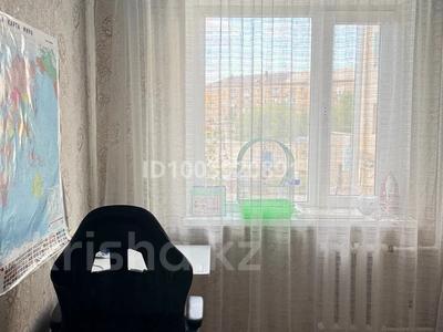 4-бөлмелі пәтер · 62 м² · 3/5 қабат, Майкудук, 17й микрорайон 48, бағасы: 17 млн ₸ в Караганде, Алихана Бокейханова р-н