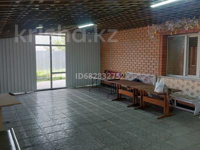 Жеке үй · 5 бөлме · 300 м², мкр Кунгей, бағасы: 890 000 〒 в Караганде, Казыбек би р-н