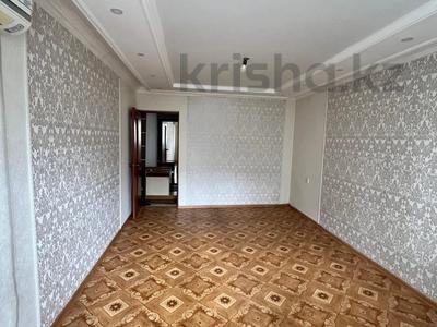 2-комнатная квартира · 47 м² · 2/5 этаж, мкр 8, Братьев Жубановых за 15.7 млн ₸ в Актобе