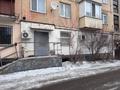 Еркін, кеңселер, дүкендер мен бутиктер, қоғамдық тамақтану орны, сұлулық салондары, медорталықтар мен дәріханалар, білім орталықтары · 155 м², бағасы: 90 млн ₸ в Павлодаре — фото 11