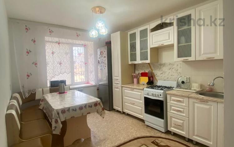 2-бөлмелі пәтер · 54.3 м² · 9/9 қабат, Нұр Ақтөбе, Нур Актобе 1 микрорайон, бағасы: 12.5 млн ₸ — фото 4