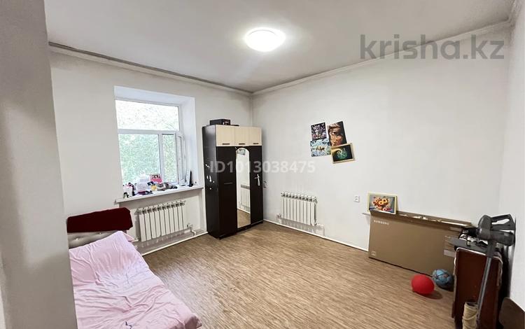 2-комнатная квартира · 56 м² · 2/2 этаж, Әлия Молдағұлова 22 за 7.5 млн ₸ в  — фото 2