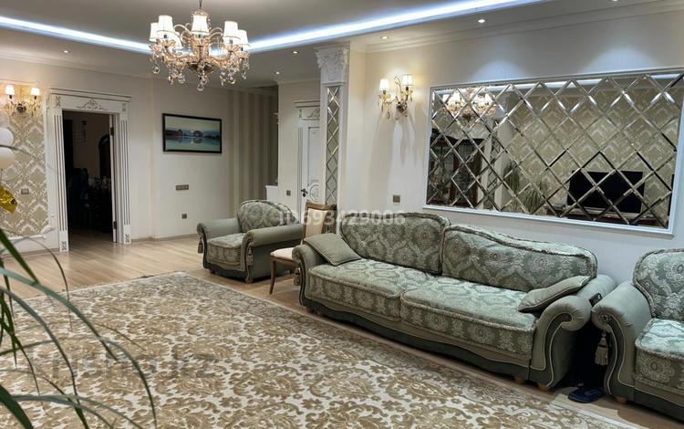 4-комнатная квартира · 155 м² · 2/10 этаж, Казыбек Би 42 за 95 млн 〒 в Усть-Каменогорске, Ульбинский — фото 8