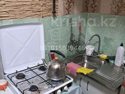 2 бөлме · 44 м² · 4/4 қабат, Алдиярова 34 — Возле обл военкомат, бағасы: 40 000 ₸ в Шымкенте, Енбекшинский р-н
