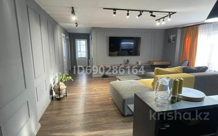 3-комнатная квартира, 84 м², 9/25 этаж, мкр Юго-Восток, Байкена Ашимова 26