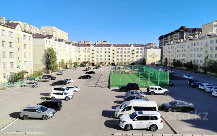 4-бөлмелі пәтер · 107 м² · 3/5 қабат, 17-й мкр, 17-ш/а. 92, бағасы: 37 млн ₸ в Актау — фото 2