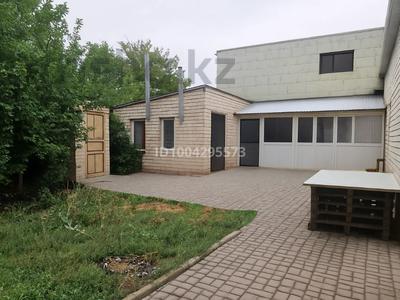 Отдельный дом · 4 комнаты · 95 м² · 4.7 сот., Акимжанова 114 — Рядос с Кафе Дармен за 22 млн ₸ в Актобе, мкр. Курмыш