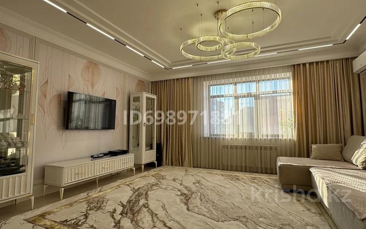 4-комнатная квартира · 141 м², Посмакова 67 за 116 млн ₸ в Семее — фото 2