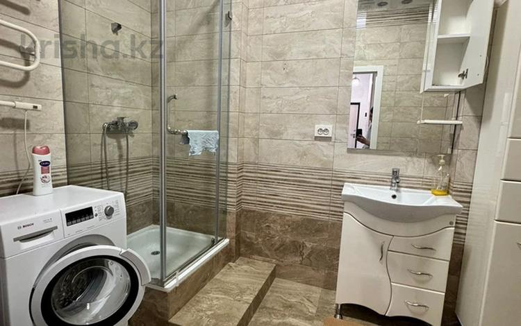 1-комнатная квартира · 51 м² · 1/10 этаж, Бокейхана 25г — Улица Фаризы Онгарсыновой за 29.3 млн ₸ в Астане, Есильский р-н — фото 2
