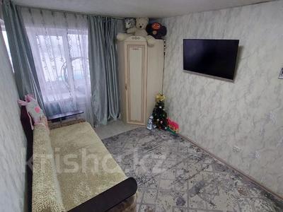 2-комнатная квартира, 25 м², 4/5 этаж, володарского за 7 млн 〒 в Петропавловске