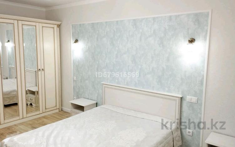 3-комнатная квартира, 80 м², 9/12 этаж помесячно, Баишева 28