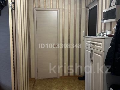 Продажа квартир в Восточно-Казахстанской обл.: 2-комнатная квартира · 64 м² · 4/9 этаж, Казыбек Би 48 — Казыбек Би-Есенберлина за 25 млн 〒 2-комнатная квартира · 64 м² · 4/9 этаж, Казыбек Би 48 — Казыбек Би-Есенберлина за 25 млн 〒 в Усть-Каменогорске, Ульбинский