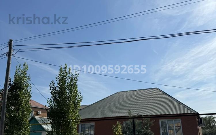 Жеке үй · 5 бөлме · 144 м² · 10 жүзд., 7 40, бағасы: 34 млн ₸ в Аксае — фото 2