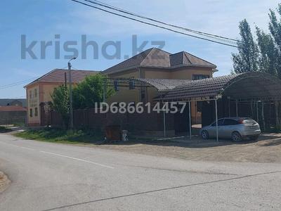 Аренда домов или дач посуточно в Кызылординской обл.: Дом · 8 комнат · 340 м² · посуточно, Спмк 70 , Қызылжар 10 — Атырау за 100 000 〒 Дом · 8 комнат · 340 м² · посуточно, Спмк 70 , Қызылжар 10 — Атырау за 100 000 〒 в