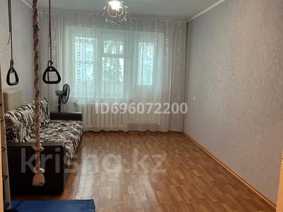 3-бөлмелі пәтер · 59.5 м² · 2/5 қабат, Мкр. Боровской 52 — Бакалея, бағасы: 180 000 ₸ в Кокшетау