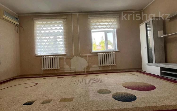 3-комнатная квартира · 90 м² · 2/5 этаж, Назарбекова 11 за 200 000 ₸ в Шымкенте, Каратауский р-н — фото 2