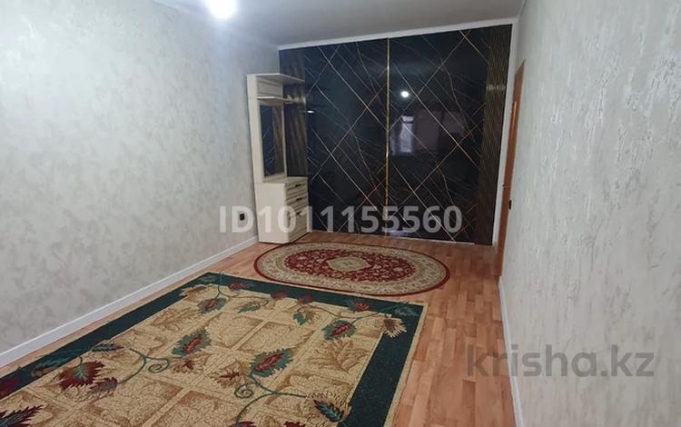 1-комнатная квартира · 37 м² · 3/6 этаж, 32Б мкр, 32Б ш/а. 8 за 100 000 ₸ в Актау — фото 2