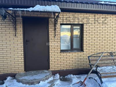 Отдельный дом · 1 комната · 50 м², Старый город 25 — Промышленная-краснощекова за 80 000 〒 в Актобе