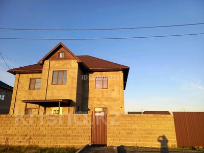 Отдельный дом · 6 комнат · 223 м² · 8 сот., Тауелсиздик 25 — Доспанова за 65 млн 〒 в Аксу