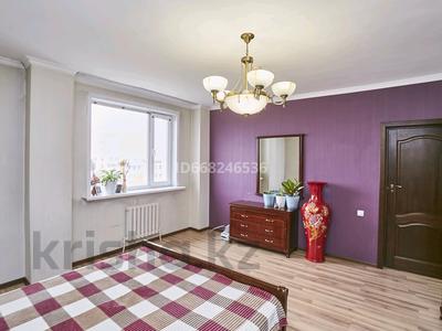 3-комнатная квартира · 120 м² · 6/10 этаж, Есенберлина 7/1 — Есенберлина Биржан Сал за 35 млн 〒 в Астане, Сарыарка р-н