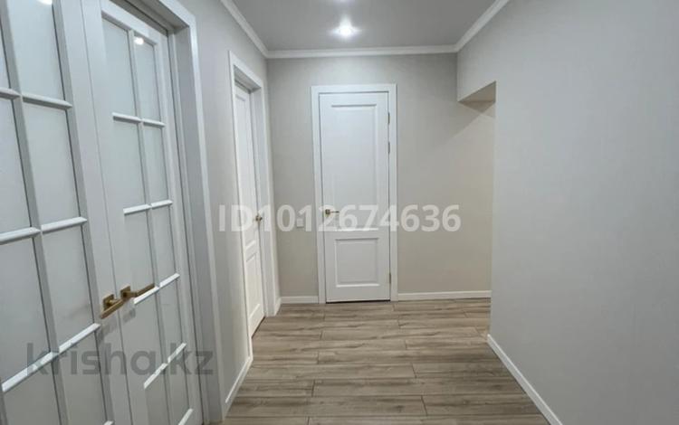 3-бөлмелі пәтер · 71.7 м² · 2/5 қабат, 016-й учетный квартал 9191, бағасы: 39.9 млн ₸ в Косшы — фото 3