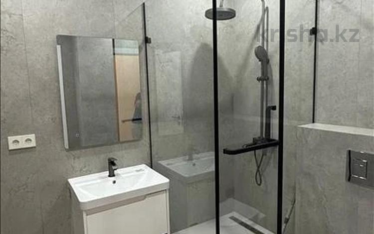 2-комнатная квартира · 43 м² · 14/15 этаж, Райымбека 210 за 41.5 млн ₸ в Алматы, Алмалинский р-н — фото 9