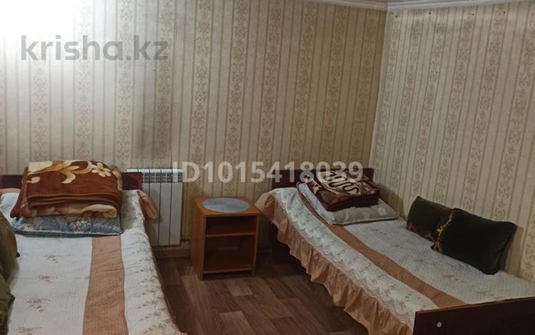 1-комнатная квартира · 32 м² · 1/2 этаж, мкр Береке, Салтыкова-Щедрина 10 — Акбар базар за 70 000 ₸ в Шымкенте, Аль-Фарабийский р-н — фото 2