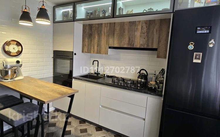 2-бөлмелі пәтер · 53 м² · 8/9 қабат, П.Корчагина 166 — 3 школы, бағасы: 18 млн ₸ в Рудном — фото 5