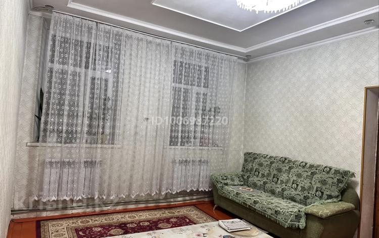 3-бөлмелі пәтер · 58 м² · 2/2 қабат, Абылай хан 110/5, бағасы: 12 млн ₸ в Туркестане — фото 2