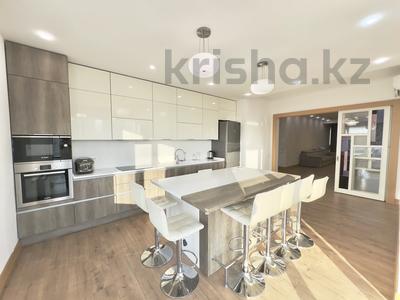4-комнатная квартира · 164 м² · 12/21 этаж, мкр Самал-2, Снегина 33А — Мендикулова за ~ 1.3 млн ₸ в Алматы, Медеуский р-н