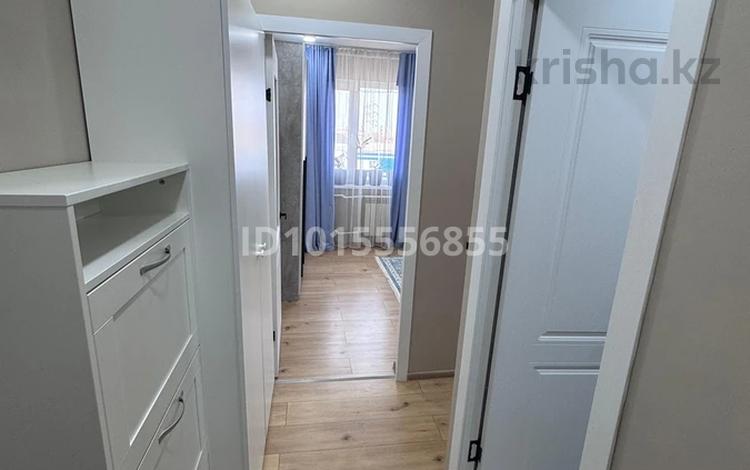 1-бөлмелі пәтер · 30 м² · 4/5 қабат, Центральный ш/а., Аззатык 68Б, бағасы: 13.5 млн ₸ в Атырау, мкр Центральный — фото 2