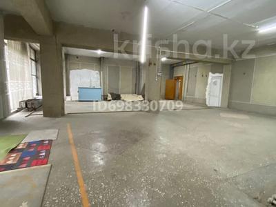 Офисы, магазины и бутики, склады, общепит, медцентры и аптеки, образование, развлечения, кабинеты и рабочие места, студии · 200 м² за ~ 11.1 млн 〒 в Таразе