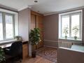 3-комнатная квартира · 75 м² · 4/4 этаж, пр.Назарбаева 54 — угол Менделеева за 25 млн ₸ в Усть-Каменогорске