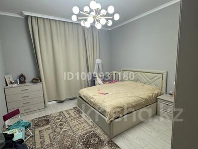 Жеке үй · 5 бөлме · 180 м² · 4.4 сот., Касым Кайсенов 3, бағасы: 60 млн 〒 в Туздыбастау (Калинино)